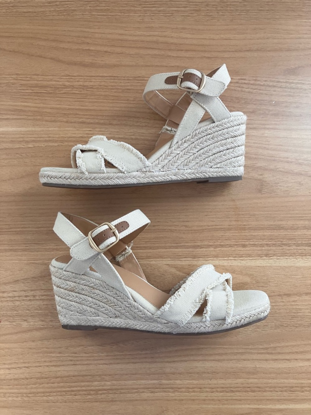 Tommy Bahama Cream Frayed Fabric Espadrille Wedges Coastal Grandma - Euro Summer